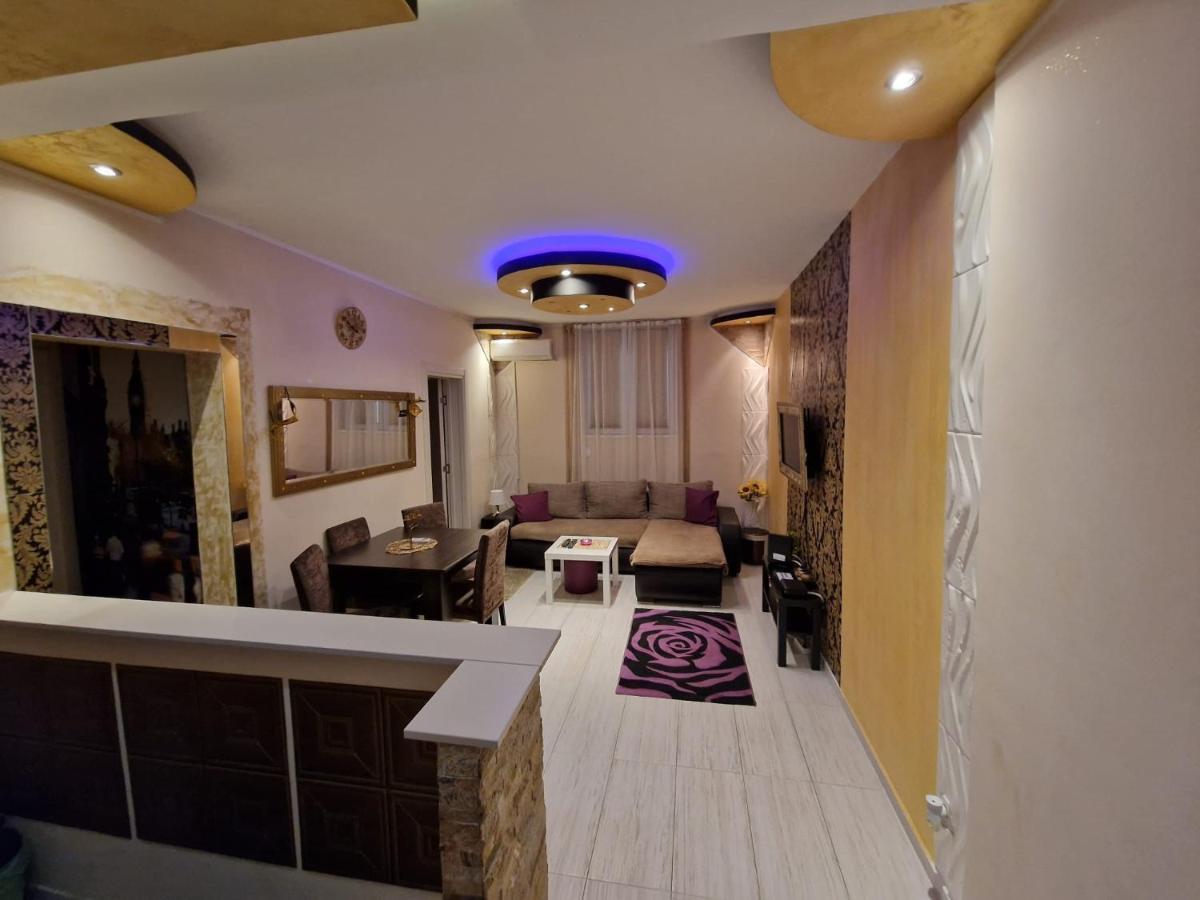 Gold Apartment Belgrade Luaran gambar